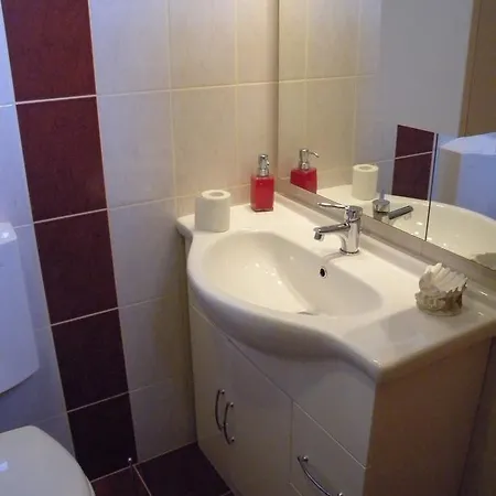 Apartment In Balaton 31360